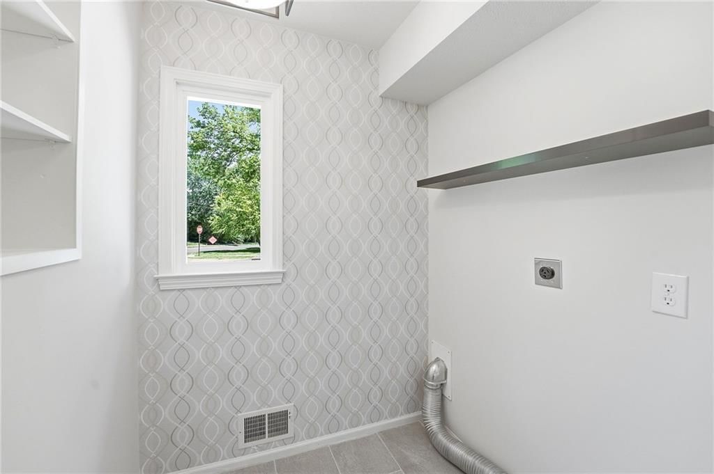 9100 Dearborn Street — photo 12