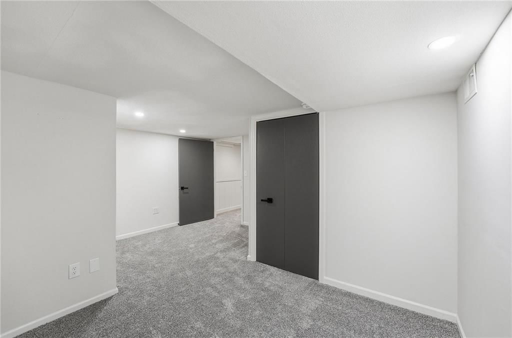 9100 Dearborn Street — photo 26