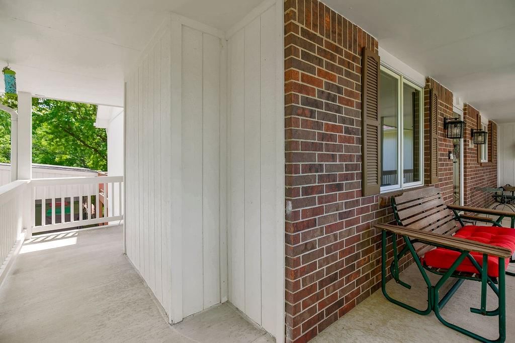 1508 Winchester Drive — photo 36