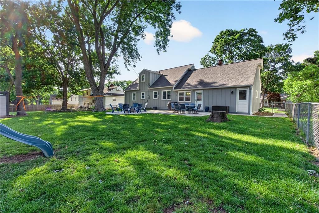 7721 W 96th Terrace — photo 43
