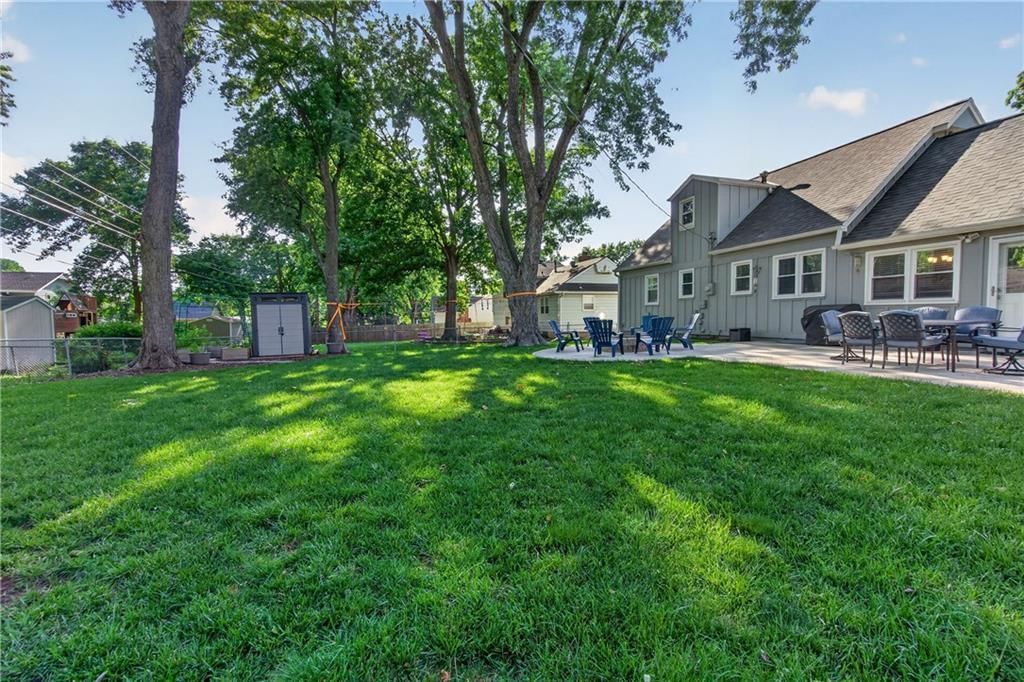 7721 W 96th Terrace — photo 44