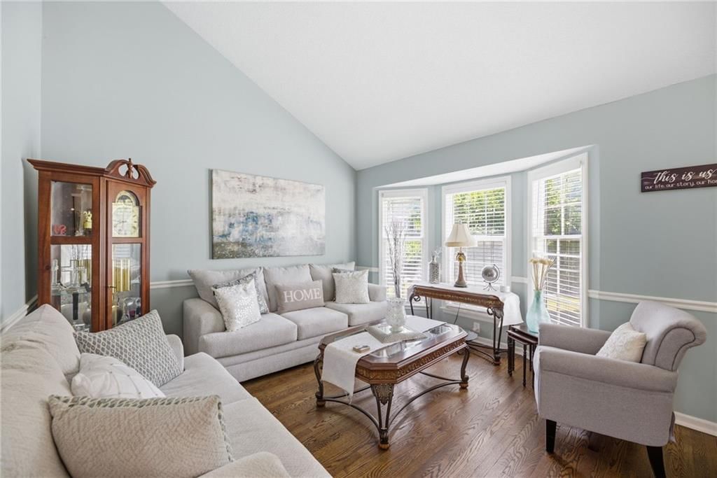 1407 W Prairie Terrace — photo 3