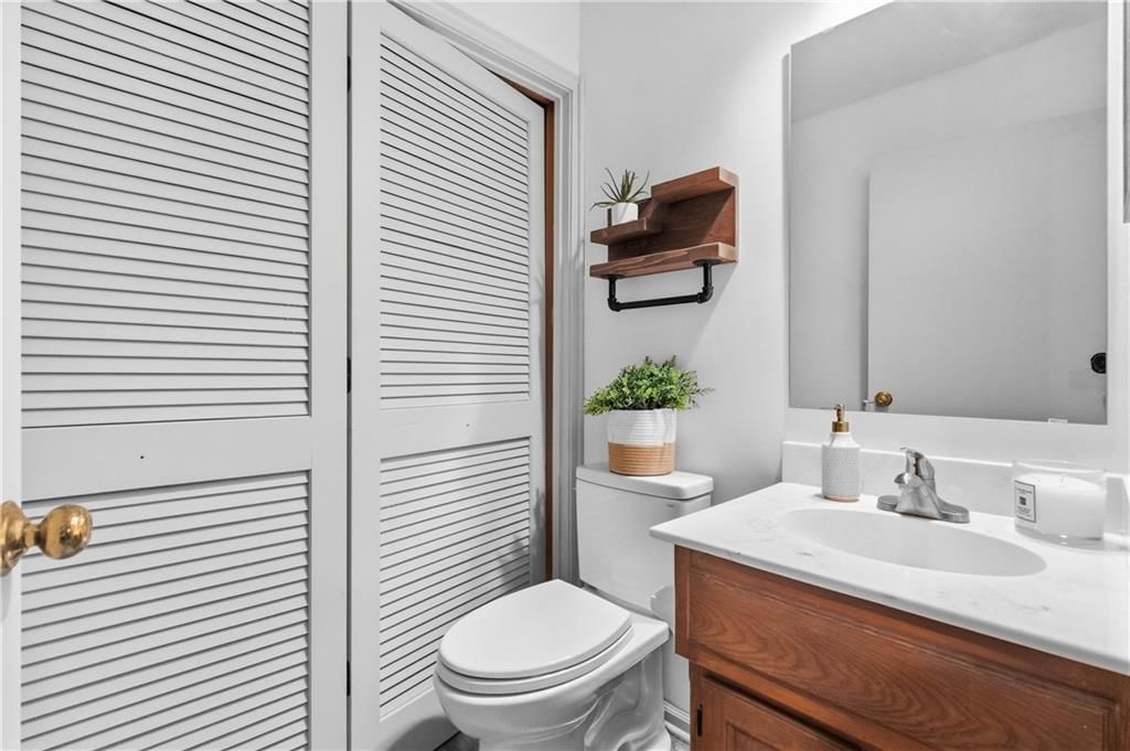 5116 Horton Street — photo 12
