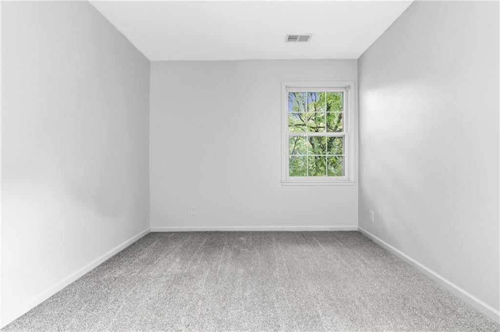 5116 Horton Street — photo 38