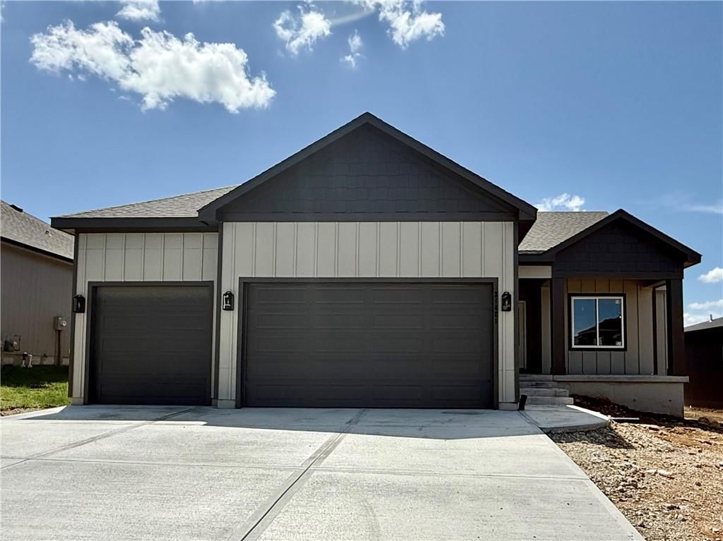 31421 W 85th Terrace, De Soto, KS