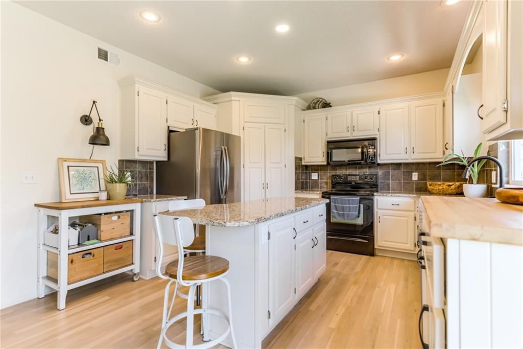 12381 S Race Street — photo 11