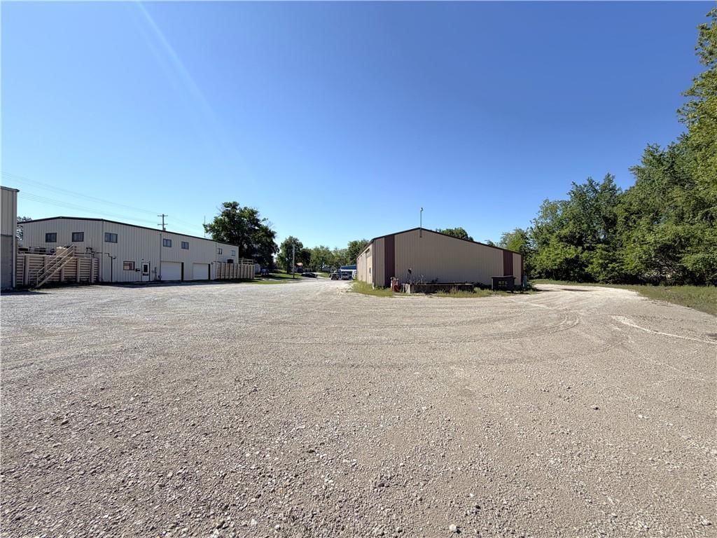305 N Mason Street — photo 8