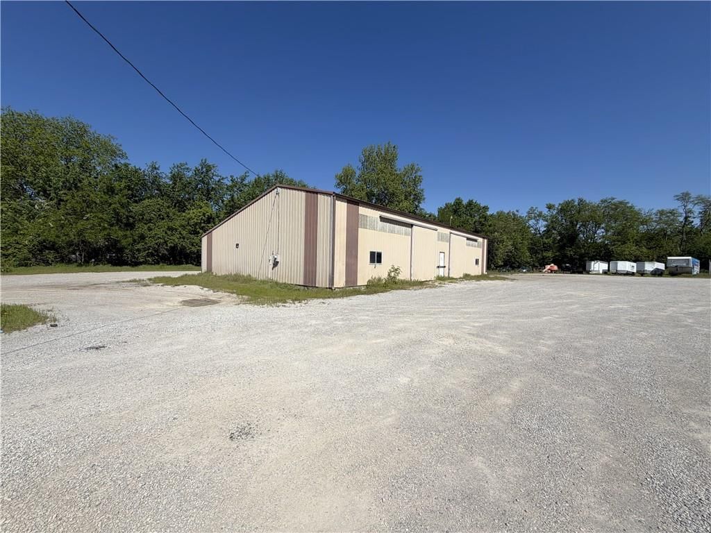 305 N Mason Street — photo 13