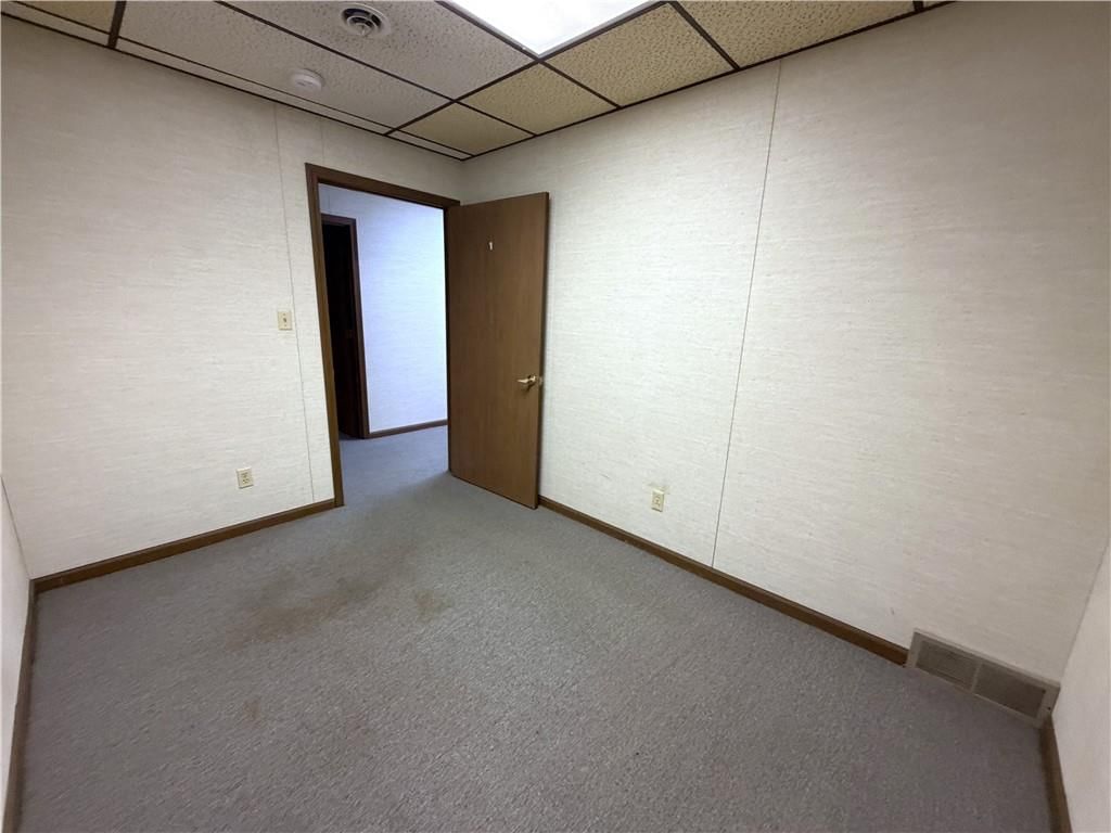 305 N Mason Street — photo 40