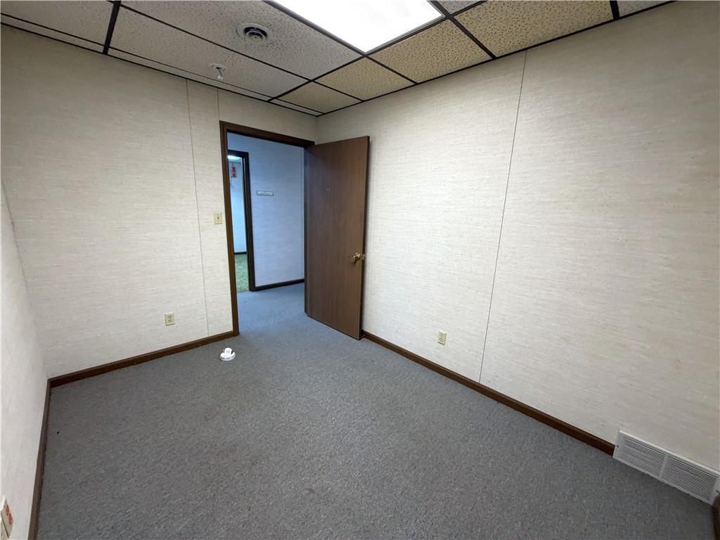 305 N Mason Street — photo 44