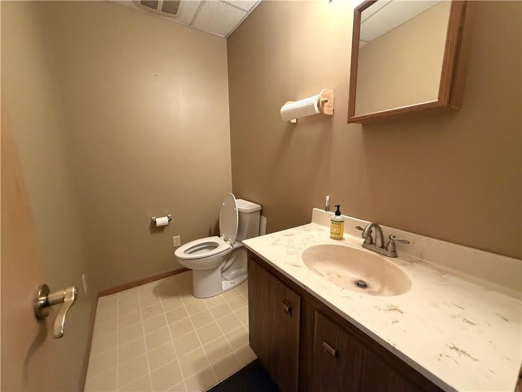 305 N Mason Street — photo 86