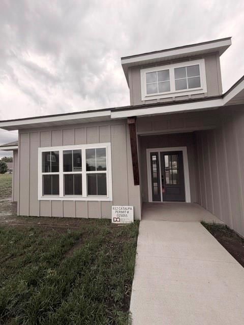 612 Catalpa Street — photo 3