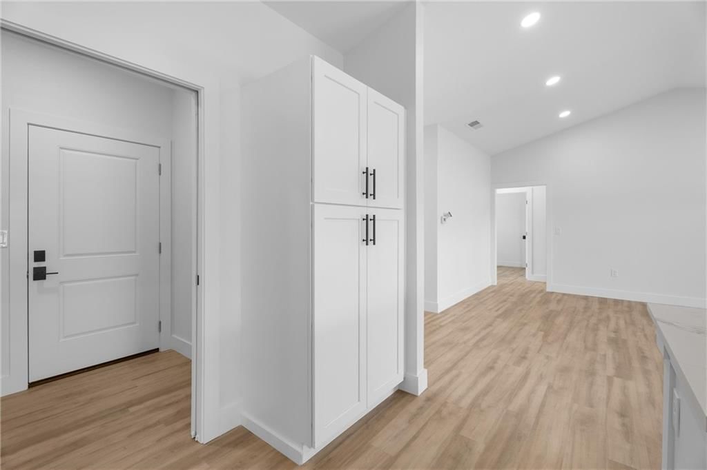 612 Catalpa Street — photo 19
