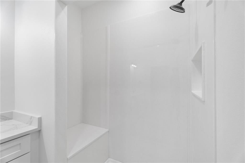 612 Catalpa Street — photo 27