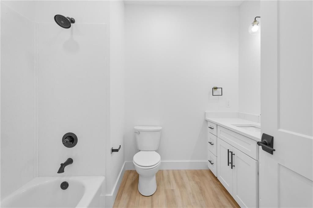 612 Catalpa Street — photo 34