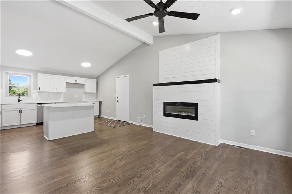 3401 NE 67th Street — photo 9