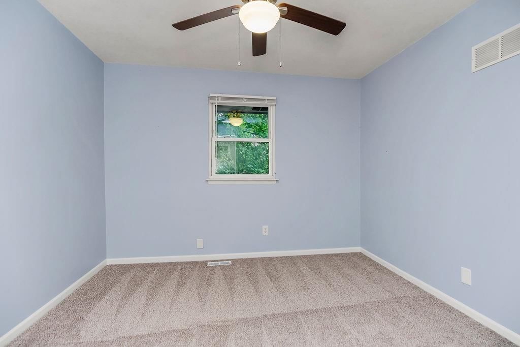 7911 N Stoddard Avenue — photo 17