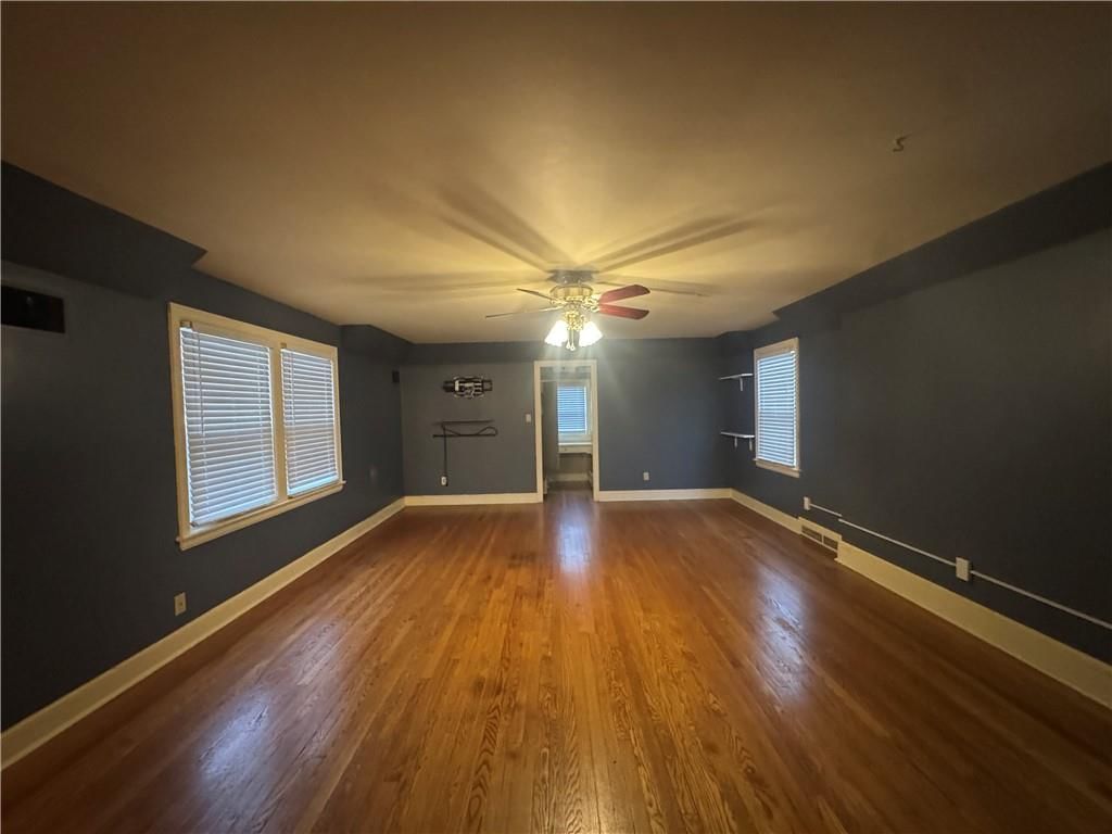 1410 S Broadway Street — photo 25