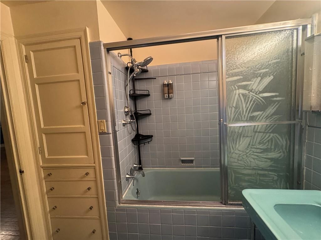 1410 S Broadway Street — photo 31
