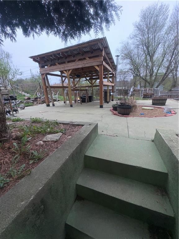 1410 S Broadway Street — photo 42