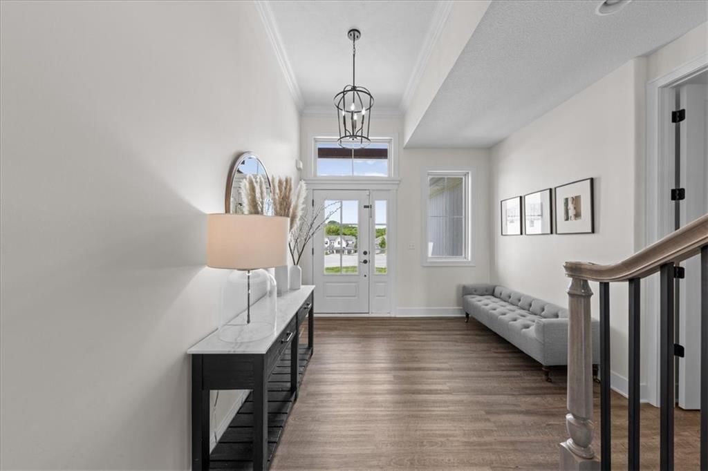 5587 Thousand Oaks Drive — photo 3
