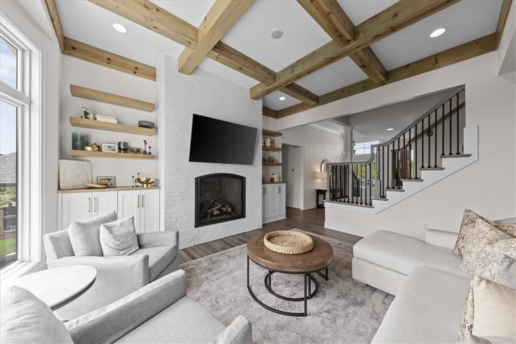 5587 Thousand Oaks Drive — photo 8