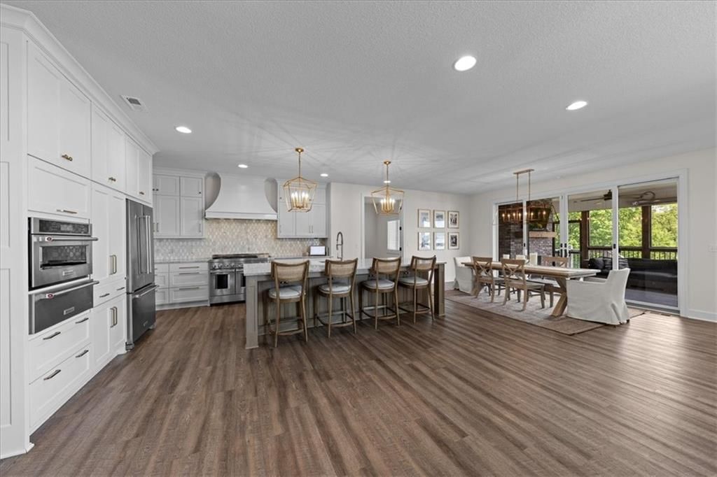 5587 Thousand Oaks Drive — photo 12