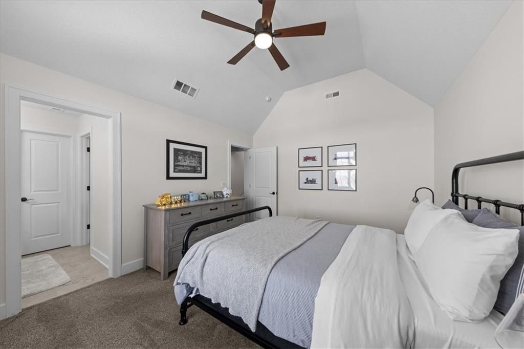 5587 Thousand Oaks Drive — photo 30