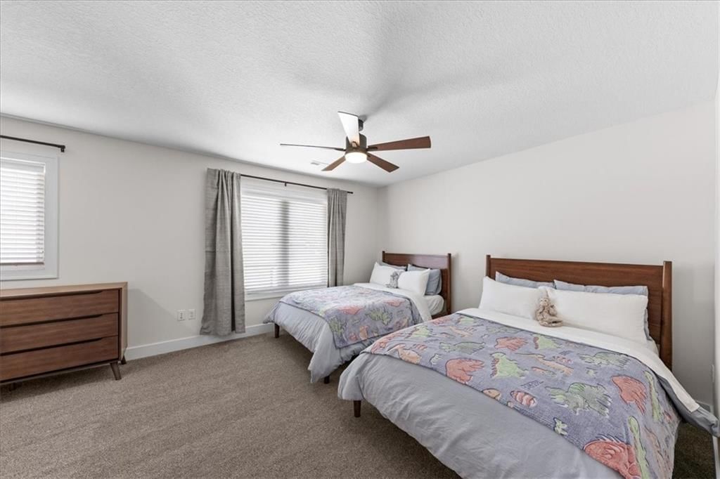5587 Thousand Oaks Drive — photo 34
