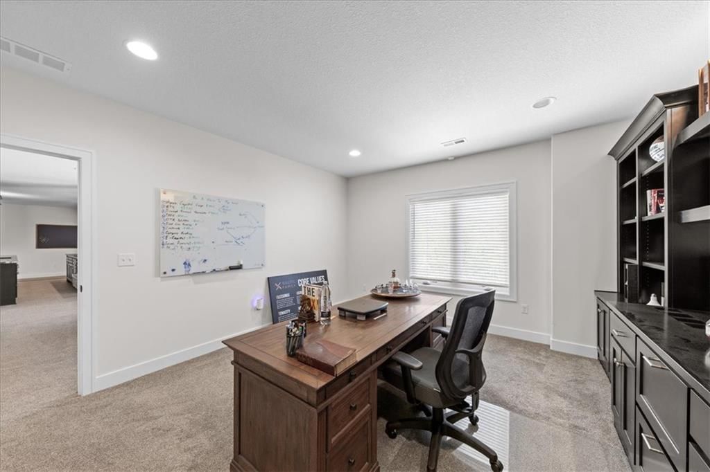 5587 Thousand Oaks Drive — photo 44