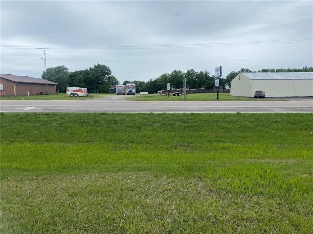 800 North Maple Street — photo 8