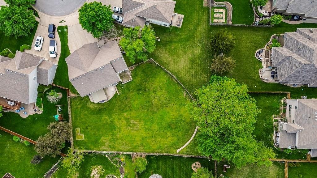 9105 N Kansas Court — photo 35