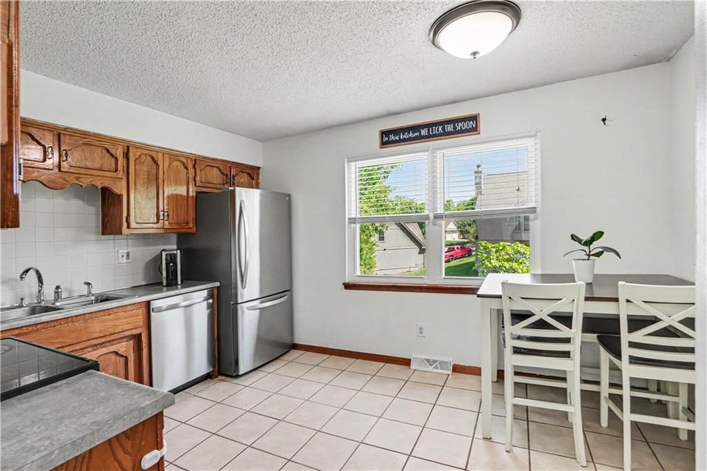 5315 NW 87th Street — photo 10
