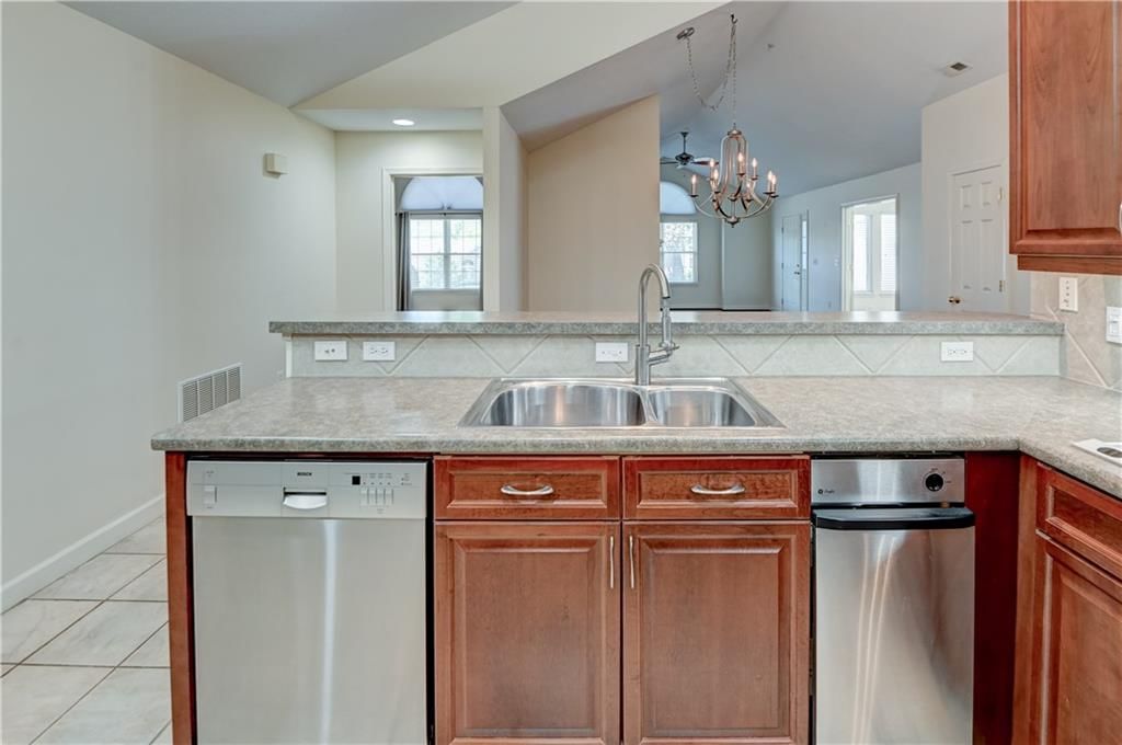 23113 W 71st Terrace — photo 13