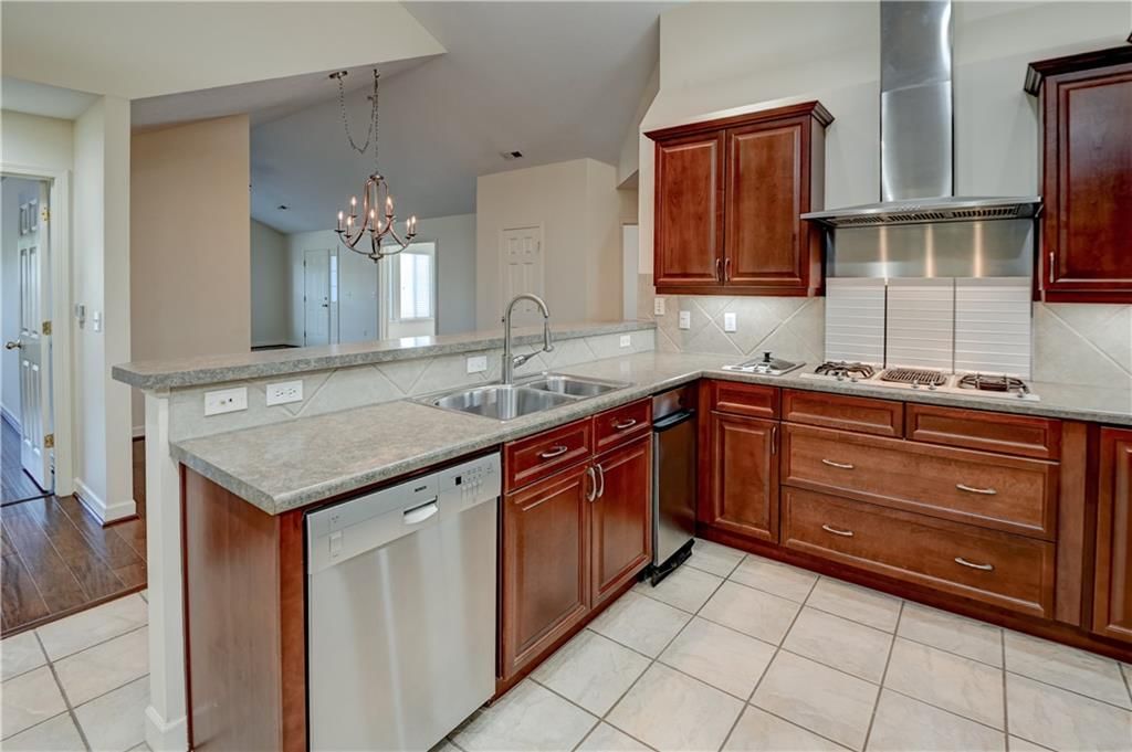 23113 W 71st Terrace — photo 14