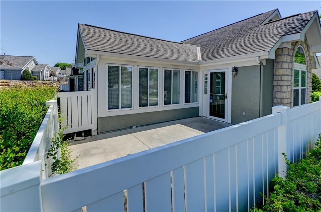 23113 W 71st Terrace — photo 20