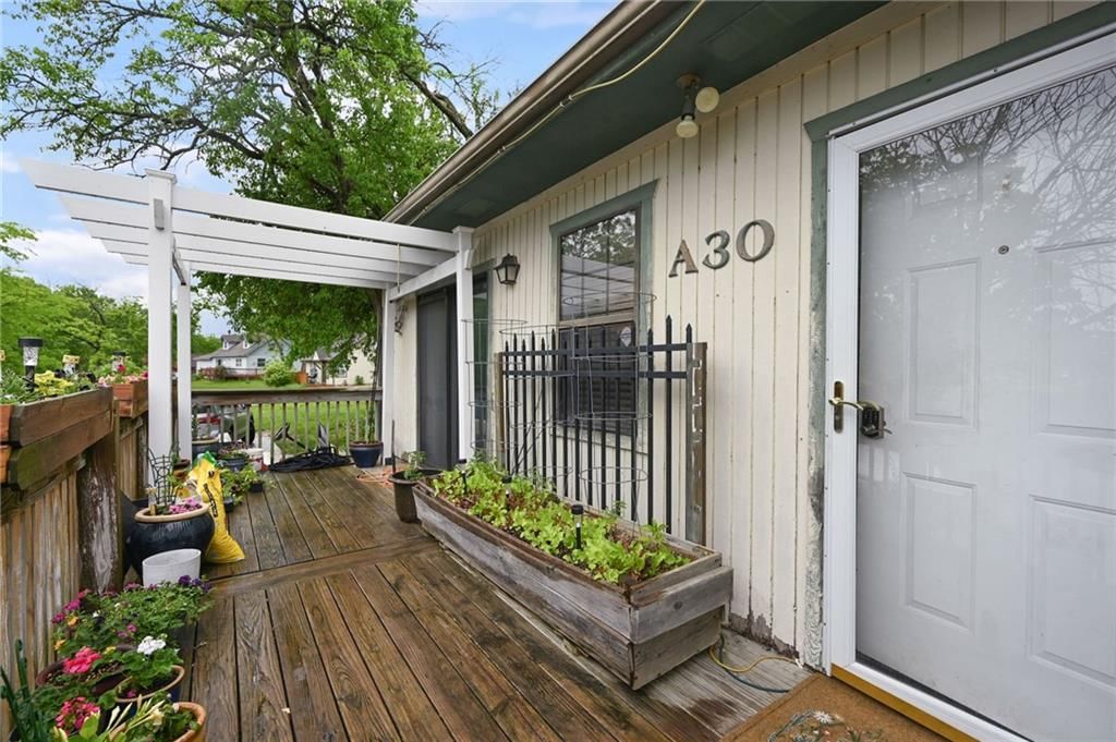 30 A Street — photo 2