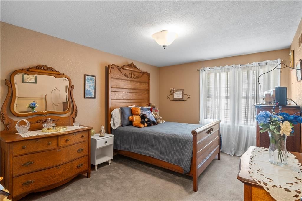 2113 Birch Street — photo 15