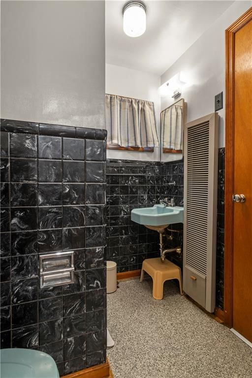 2113 Birch Street — photo 25