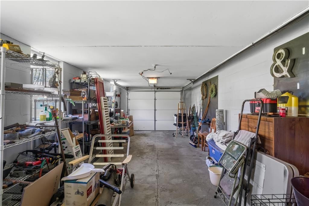 2113 Birch Street — photo 31