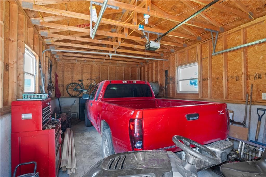 2113 Birch Street — photo 32