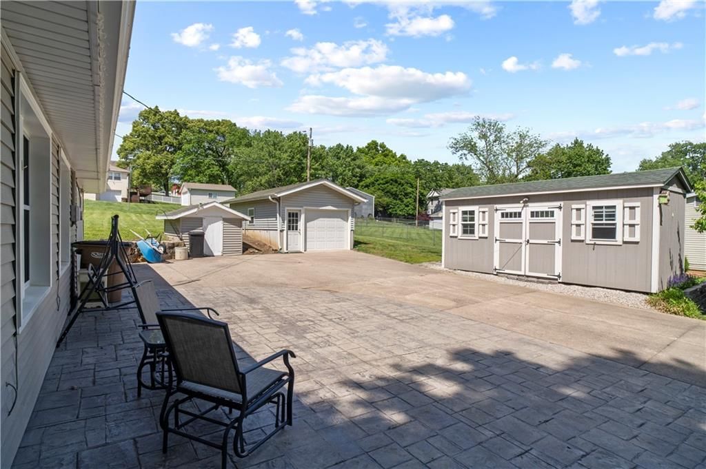 2113 Birch Street — photo 34