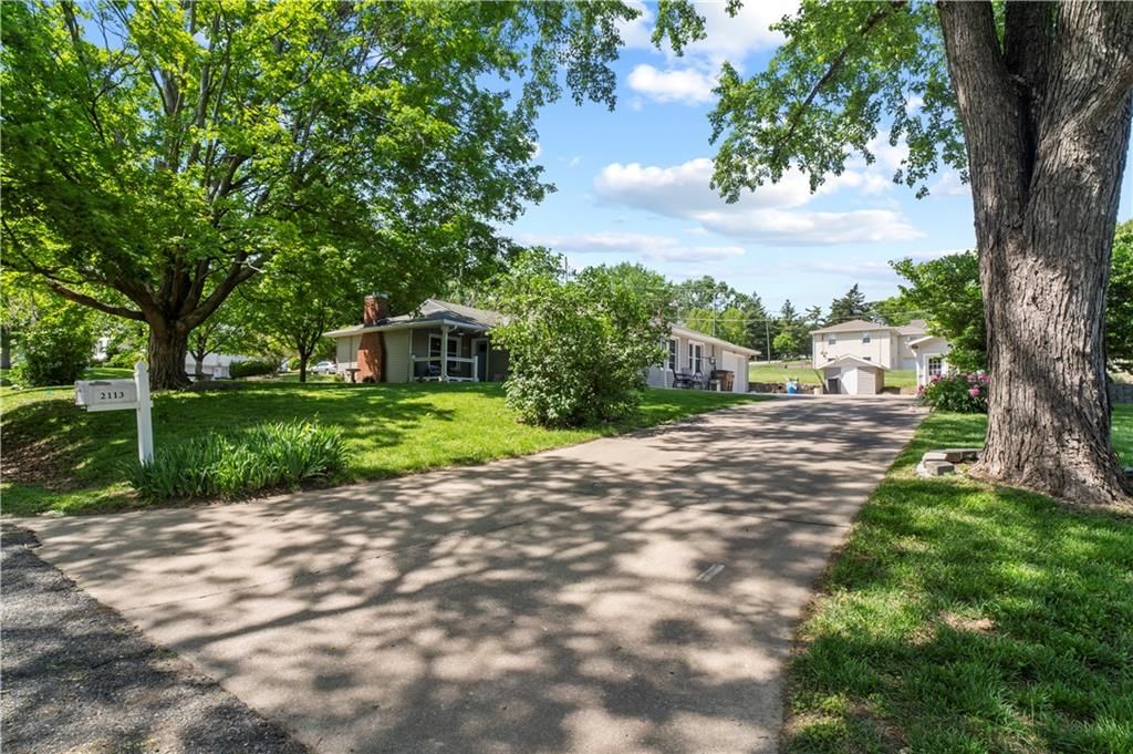 2113 Birch Street — photo 42