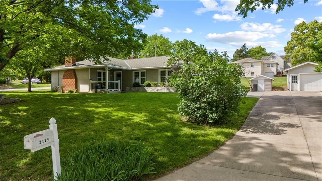 2113 Birch Street — photo 48
