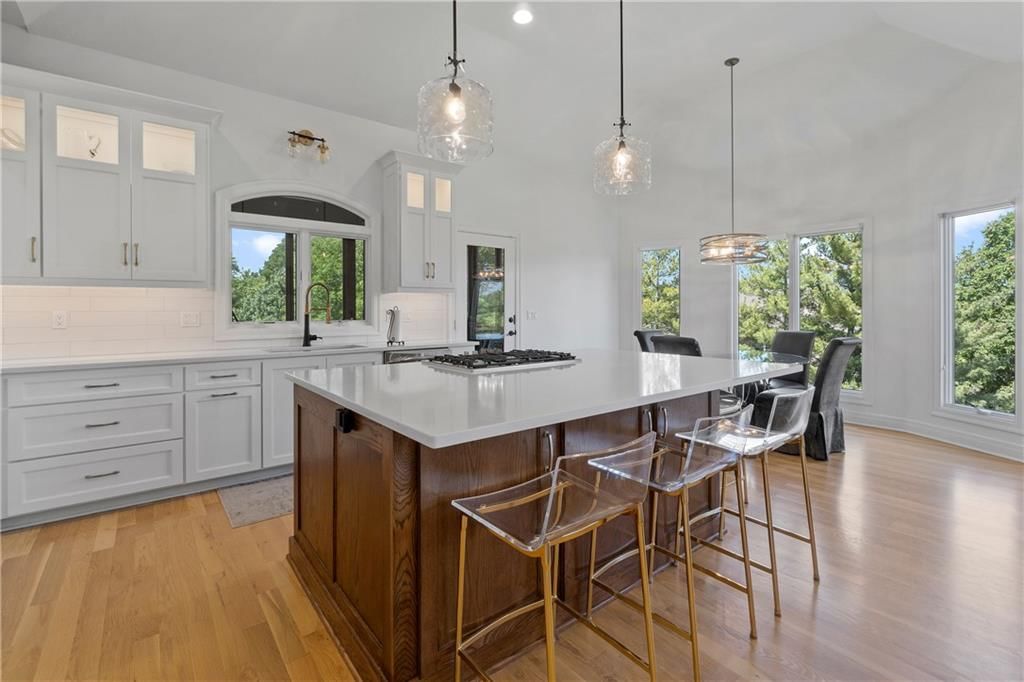 14500 Farley Street — photo 16