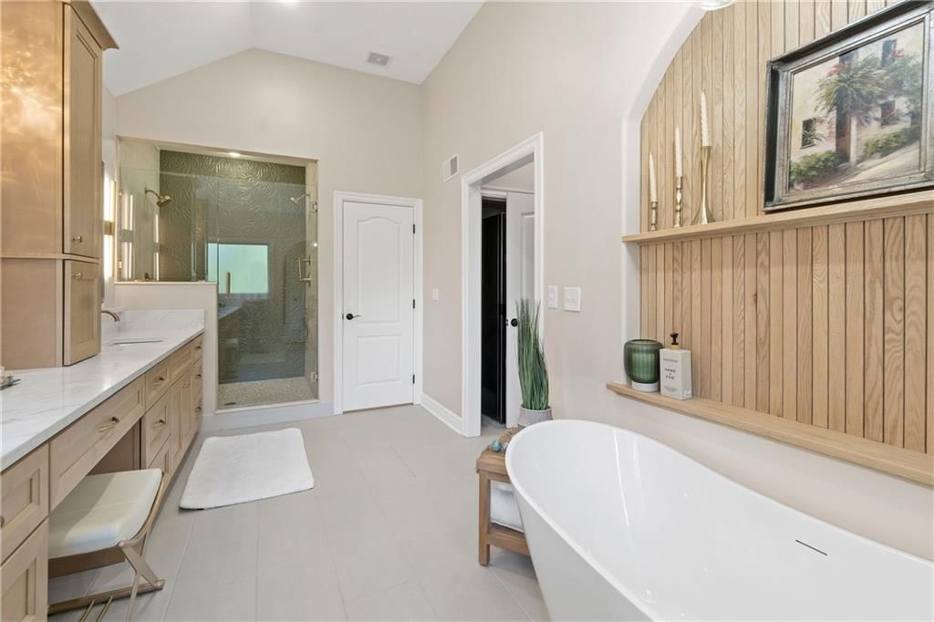 14500 Farley Street — photo 31
