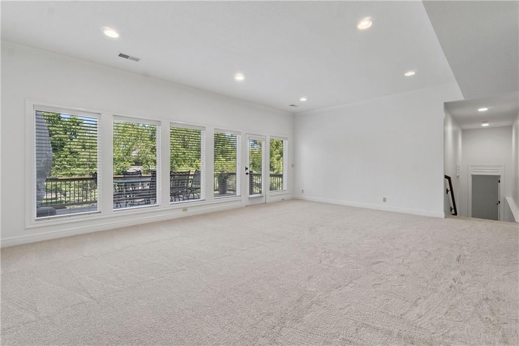 14500 Farley Street — photo 35