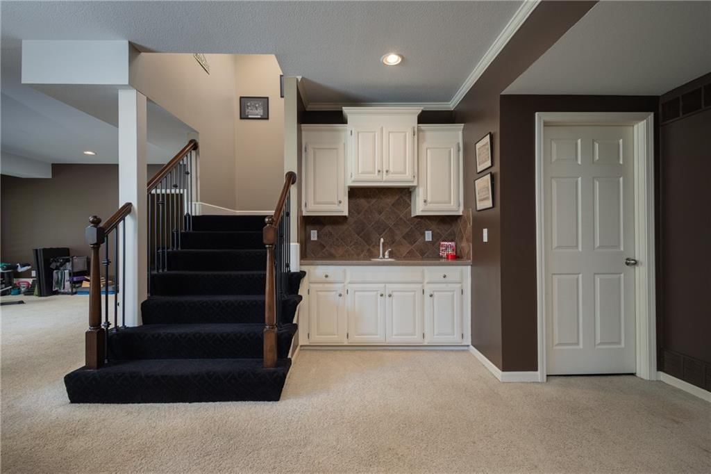 14024 Melrose Street — photo 29