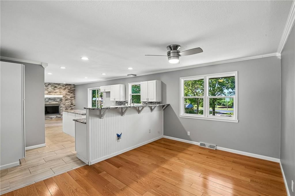 7237 Lafayette Avenue — photo 4