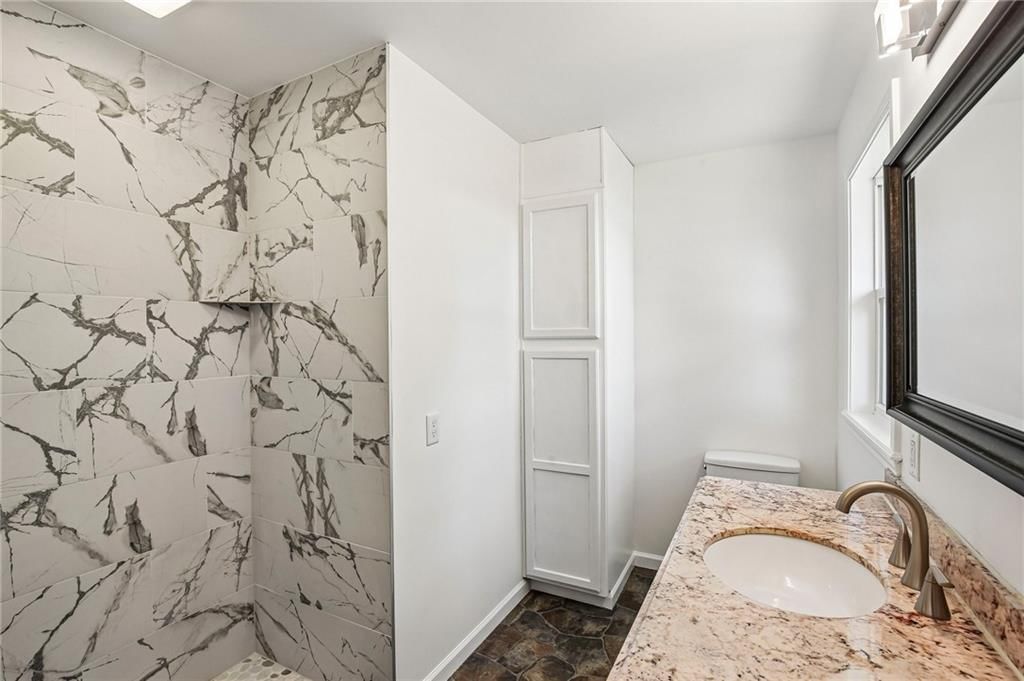 7237 Lafayette Avenue — photo 10